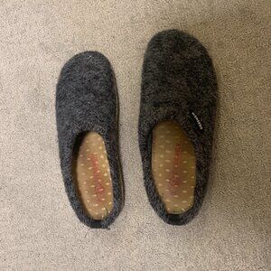 Giesswein grey veitsch wool slippers size 38